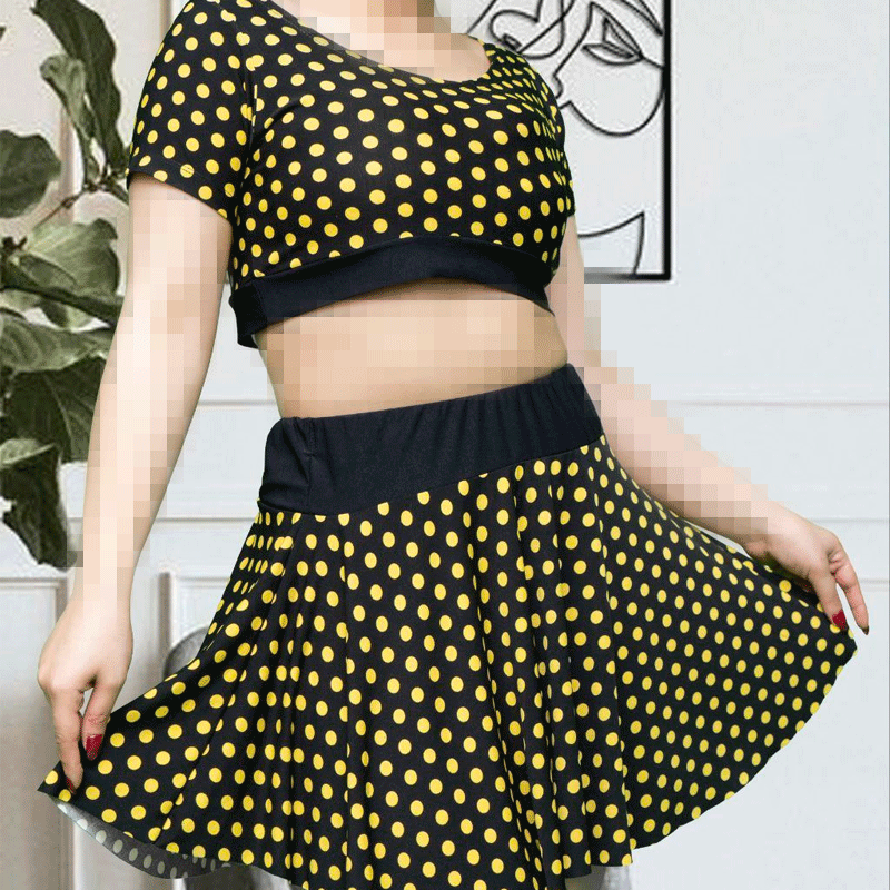 نیم تنه و دامن توپی