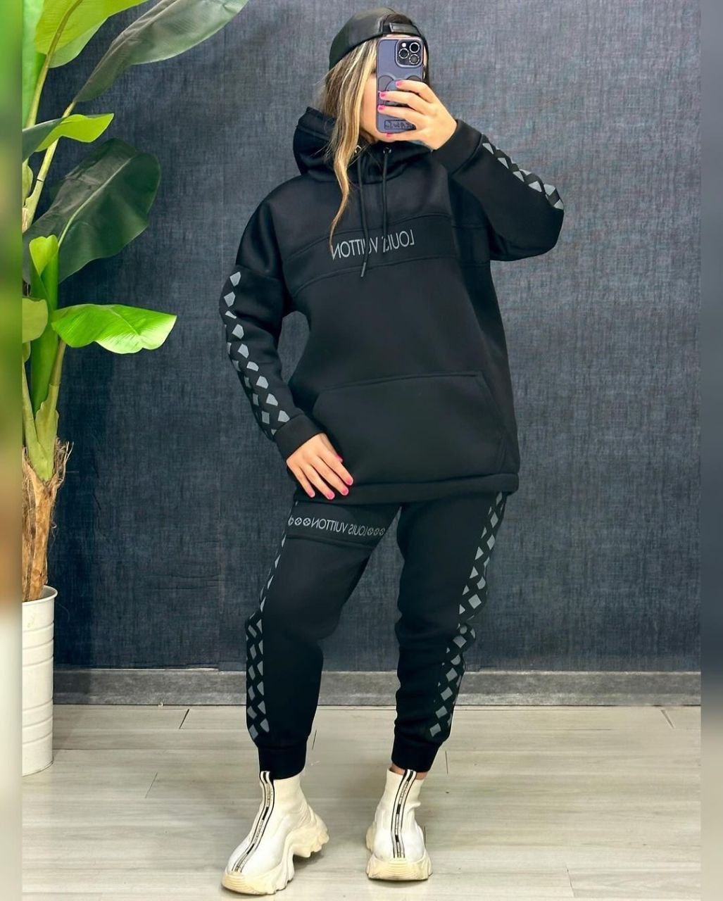 ست هودی شلوار لانگ پاییزه LV(پک 6 عددی)