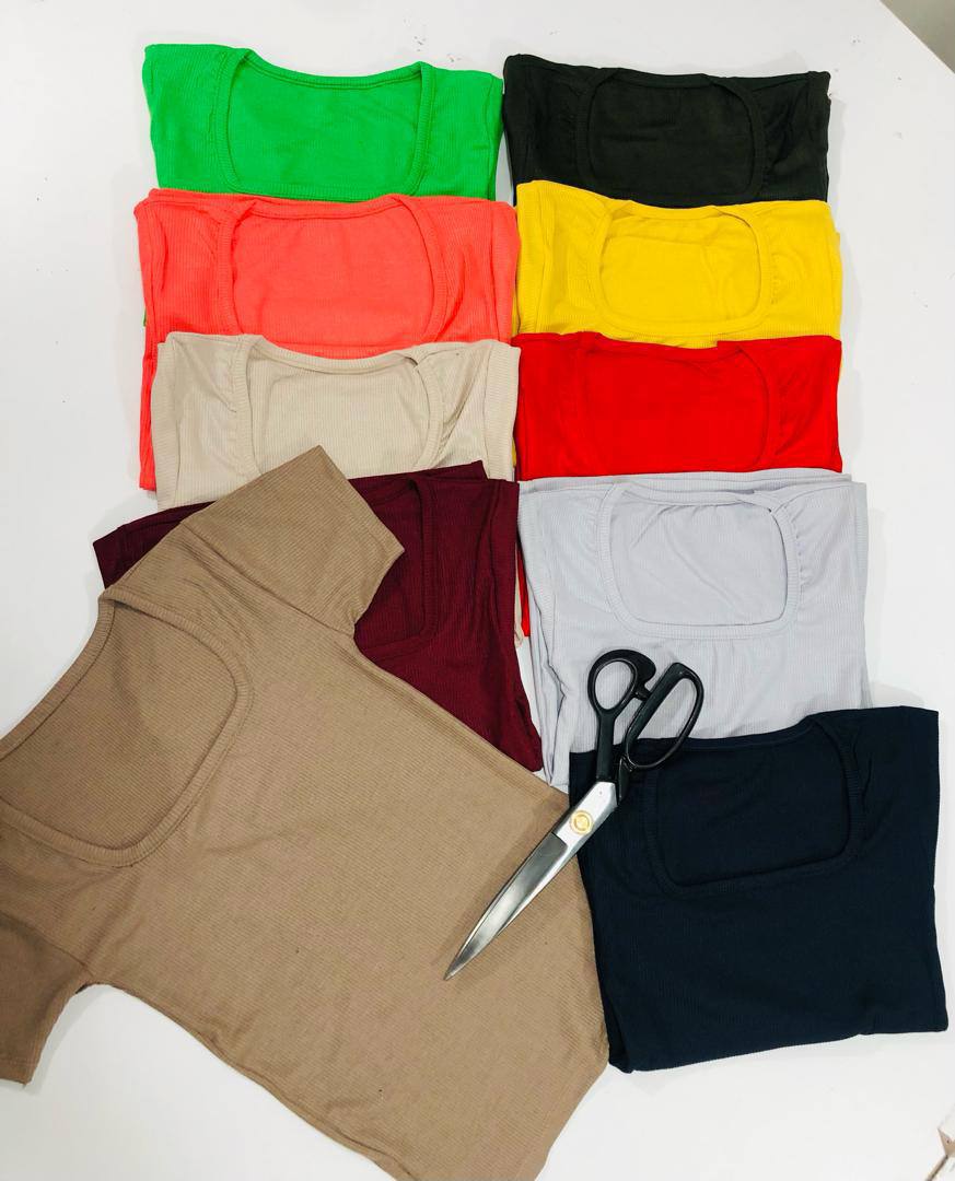 کراپ نیم آستین یقه خشتی (پک 6 عددی)