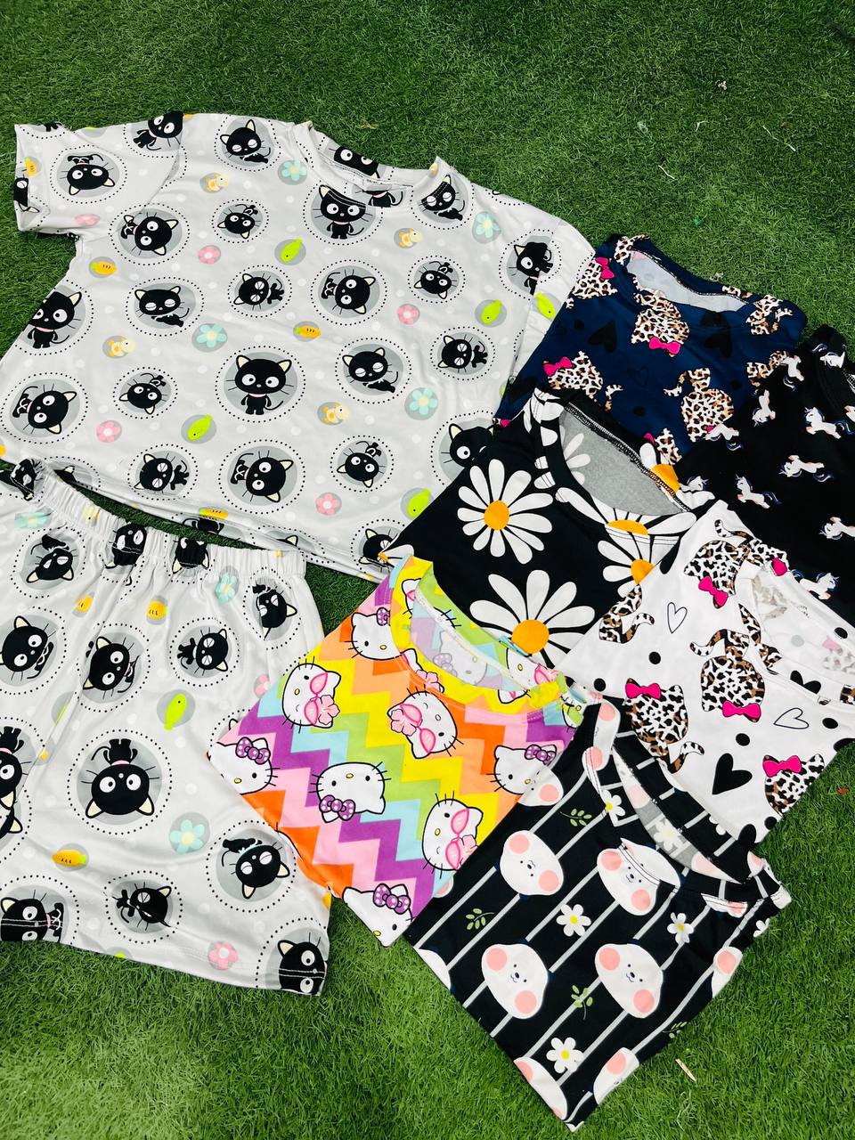 ست کراپ شورتک استیکری (پک 4 عددی)