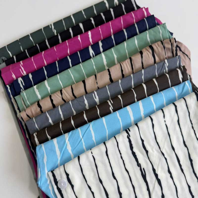 شومیز جلو دکمه پری خط ریز کد 2 (پک 5 عددی)