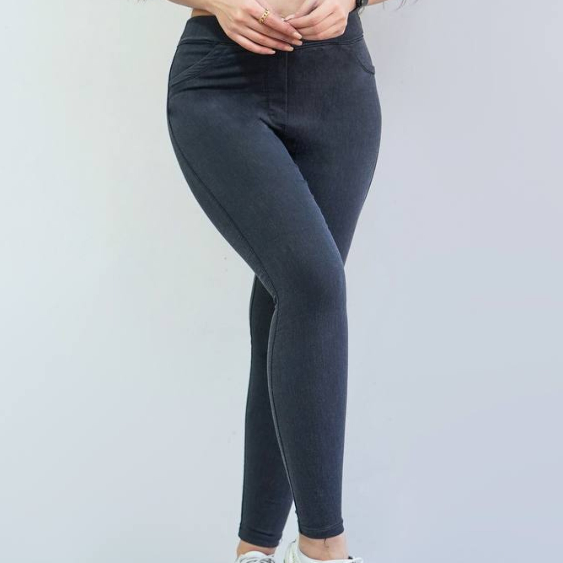 شلوار لی جذب قد ۹۰ تا ۹۴ عمده (پک 6 عددی)